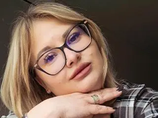 RadaRori  live sex cam