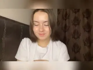 OnitaWaltemath  live sex cam