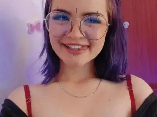 RavenThuwu  live sex cam
