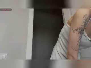 ErynAttridge  live sex cam