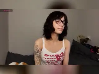 ErynAttridge  live sex cam
