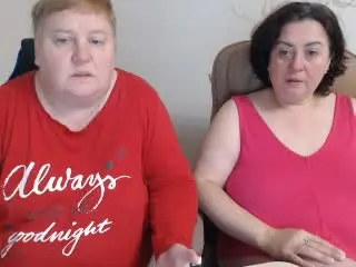 MollyAndJane  live sex cam