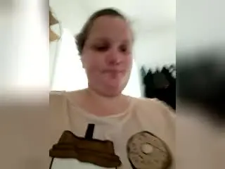 VraieFrancaise  live sex cam