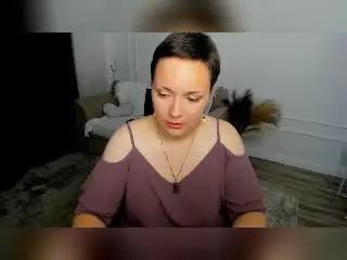 GoldenHaze  live sex cam
