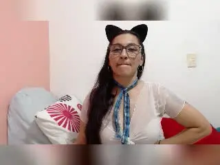KarinaHotLatin  live sex cam