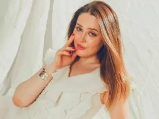 ElwandaKiehne  live sex cam