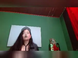 LunaTikka  live sex cam