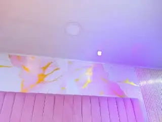 NaiaSanders  live sex cam