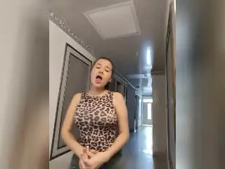 IrisBlair  live sex cam