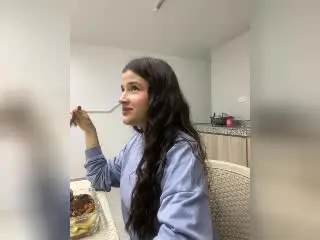 IrisBlair  live sex cam