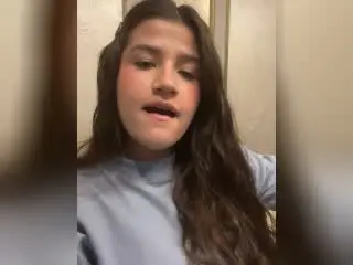 IrisBlair  live sex cam