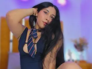 MarilynHills  live sex cam