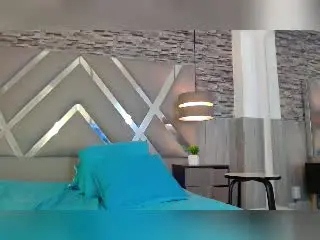 RoxannaMoretti  live sex cam