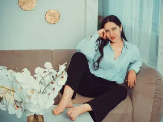 LucyBi  live sex cam