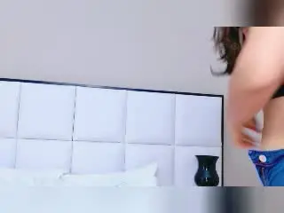 EmaFoxy  live sex cam