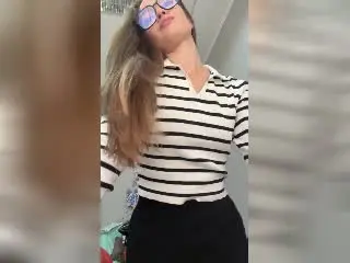 Diantrisy  live sex cam