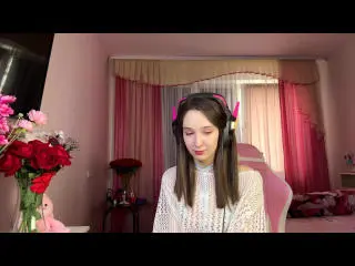 TajuanaNevis  live sex cam