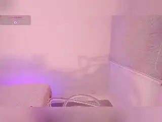 EmilyJensenn  live sex cam
