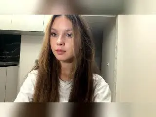 ElinaSoucie  live sex cam