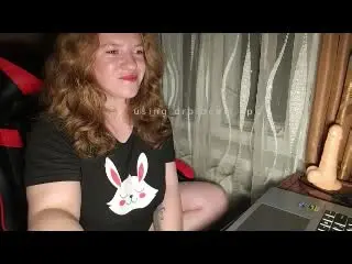 PrettyAhVoron  live sex cam