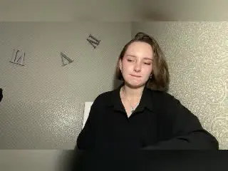 LatrinaBouffard  live sex cam