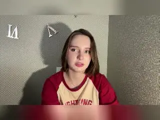 LatrinaBouffard  live sex cam