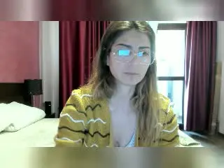 Sexydollhotx  live sex cam