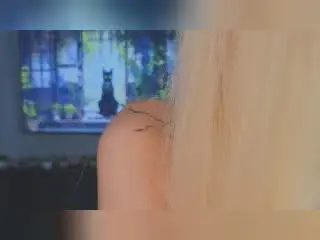 DierdreLorenzano  live sex cam