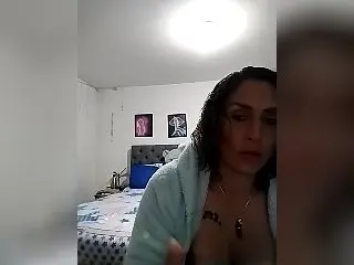 AmeliaFuentes  live sex cam