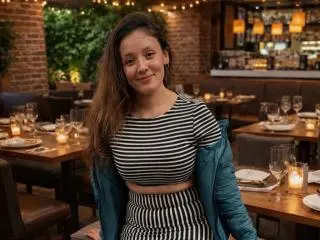 CynthiaMoore  live sex cam