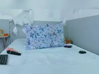 MissFoster  live sex cam