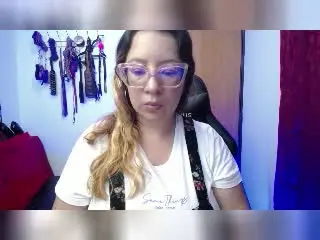 HollyManziniBBW  live sex cam