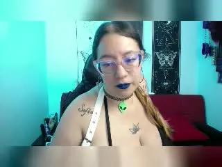 HollyManziniBBW  live sex cam