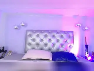 SammyHills69  live sex cam