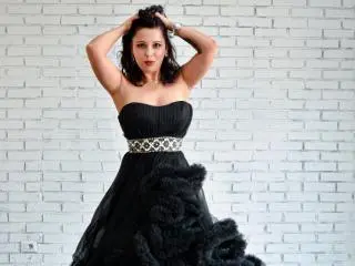 LauraSin  live sex cam