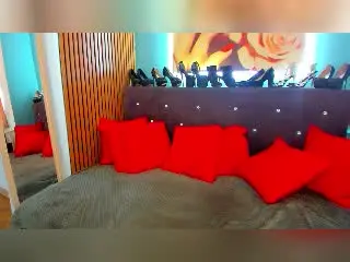 LauraSin  live sex cam