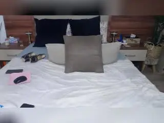 ChatePoilue  live sex cam