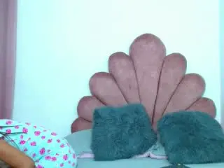 TamaraPeach  live sex cam