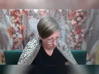 RadaChudna  live sex cam