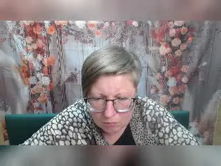 RadaChudna  live sex cam