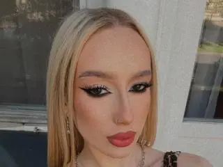 EmmaNaughtines  live sex cam