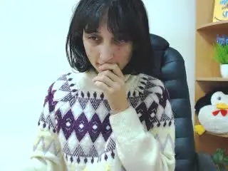 Millinia  live sex cam