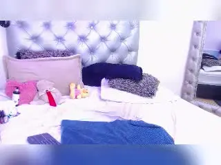 TarahDustin  live sex cam