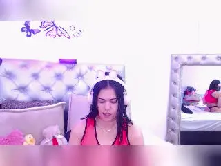 TarahDustin  live sex cam