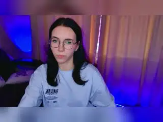 TriciaBarnes  live sex cam