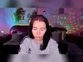 TriciaBarnes  live sex cam