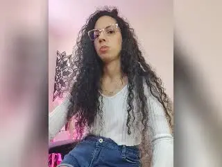 CurlyBlossom  live sex cam