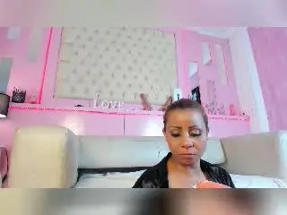 AlondraMonique  live sex cam