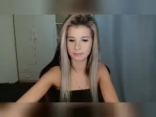 KristineLovely  live sex cam