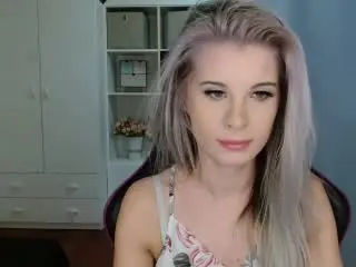 KristineLovely  live sex cam